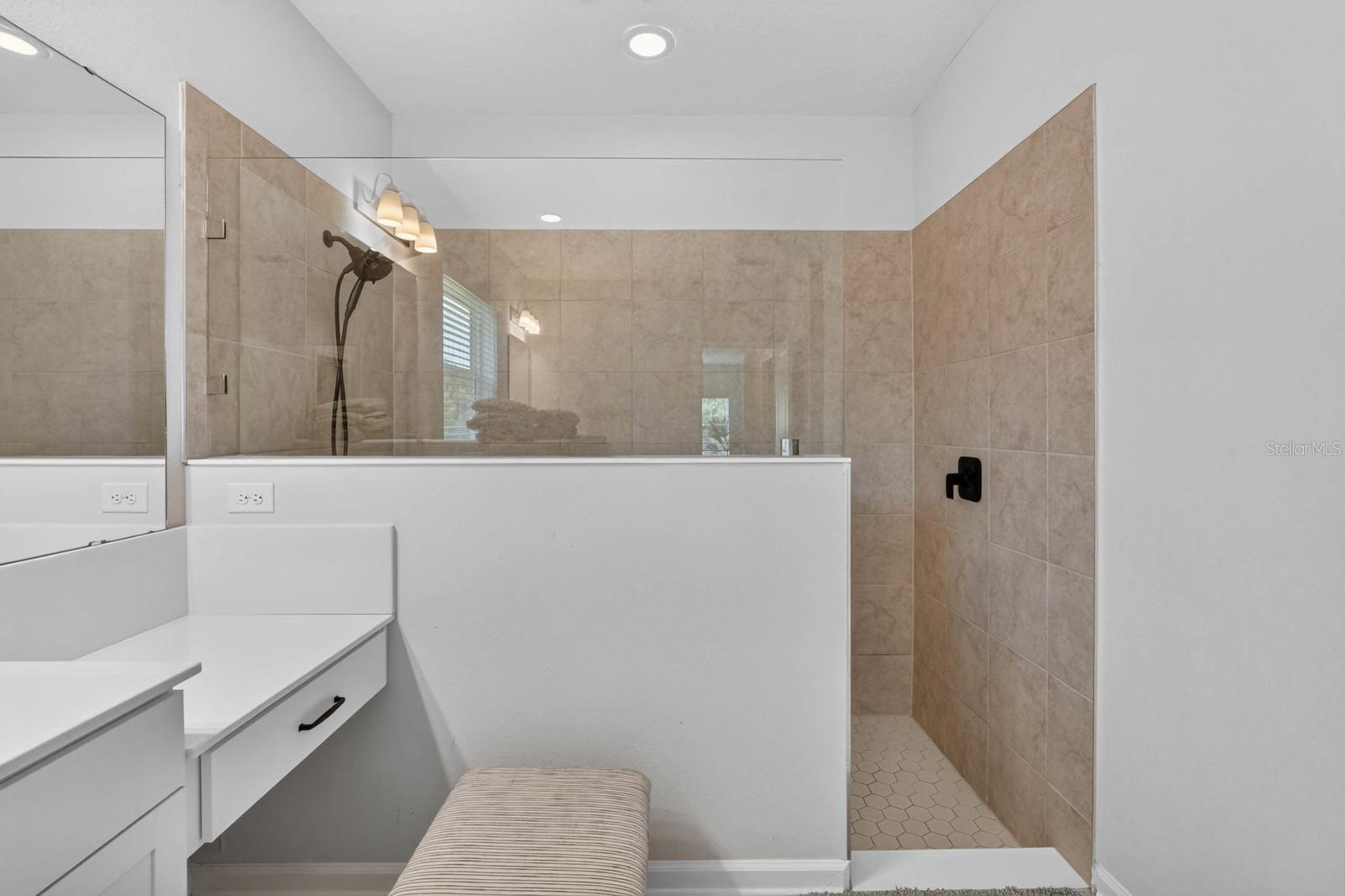 GRAND LNDGS PH 4 - Residential