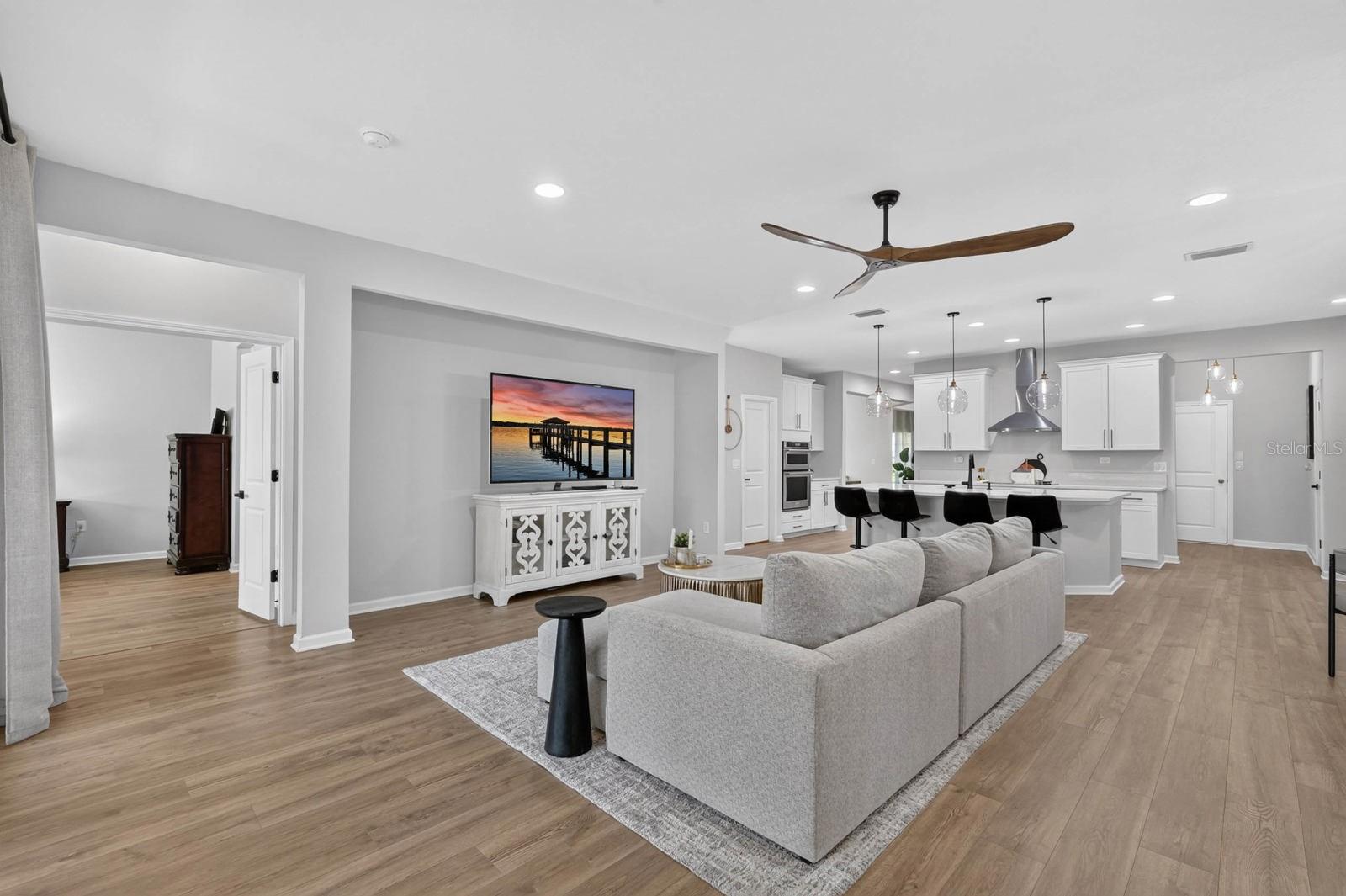 GRAND LNDGS PH 4 - Residential