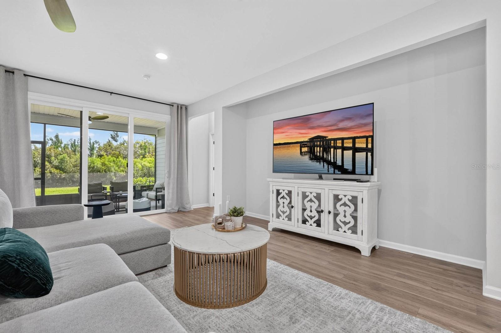 GRAND LNDGS PH 4 - Residential