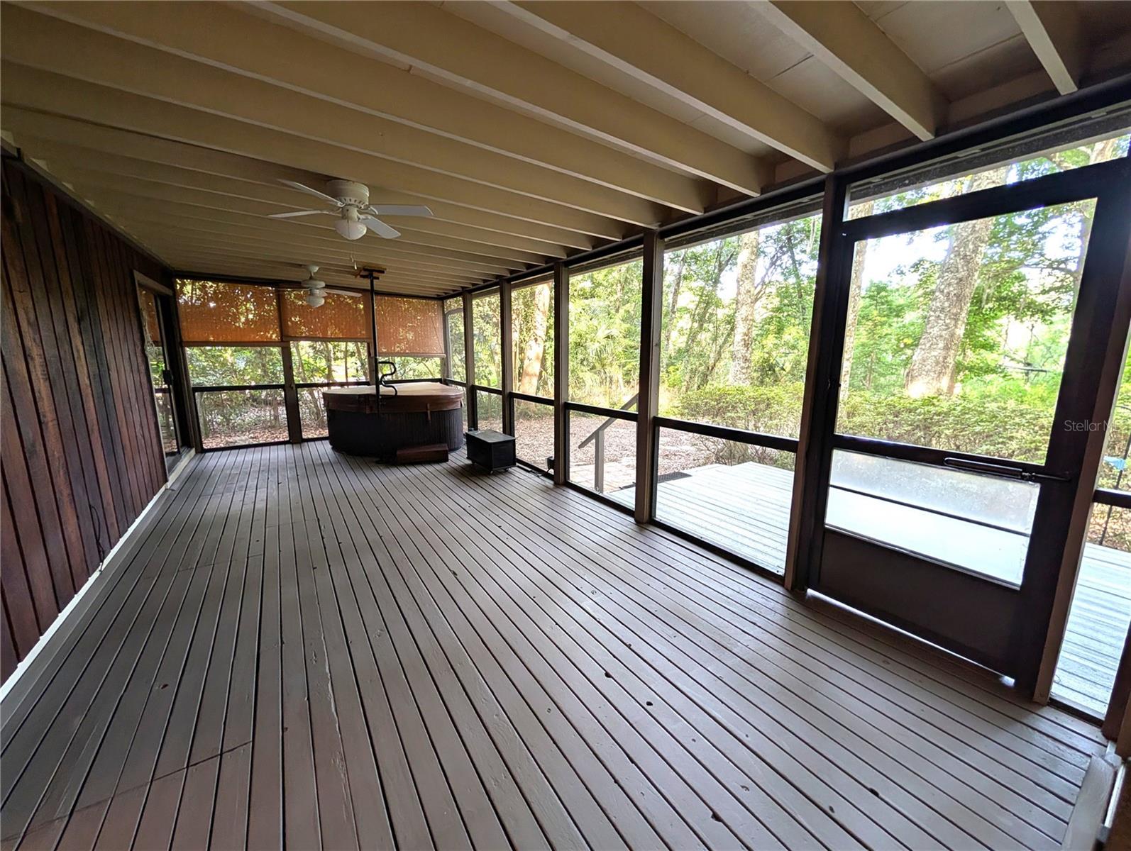 COUNTRY CLUB MANOR UNIT II - Residential