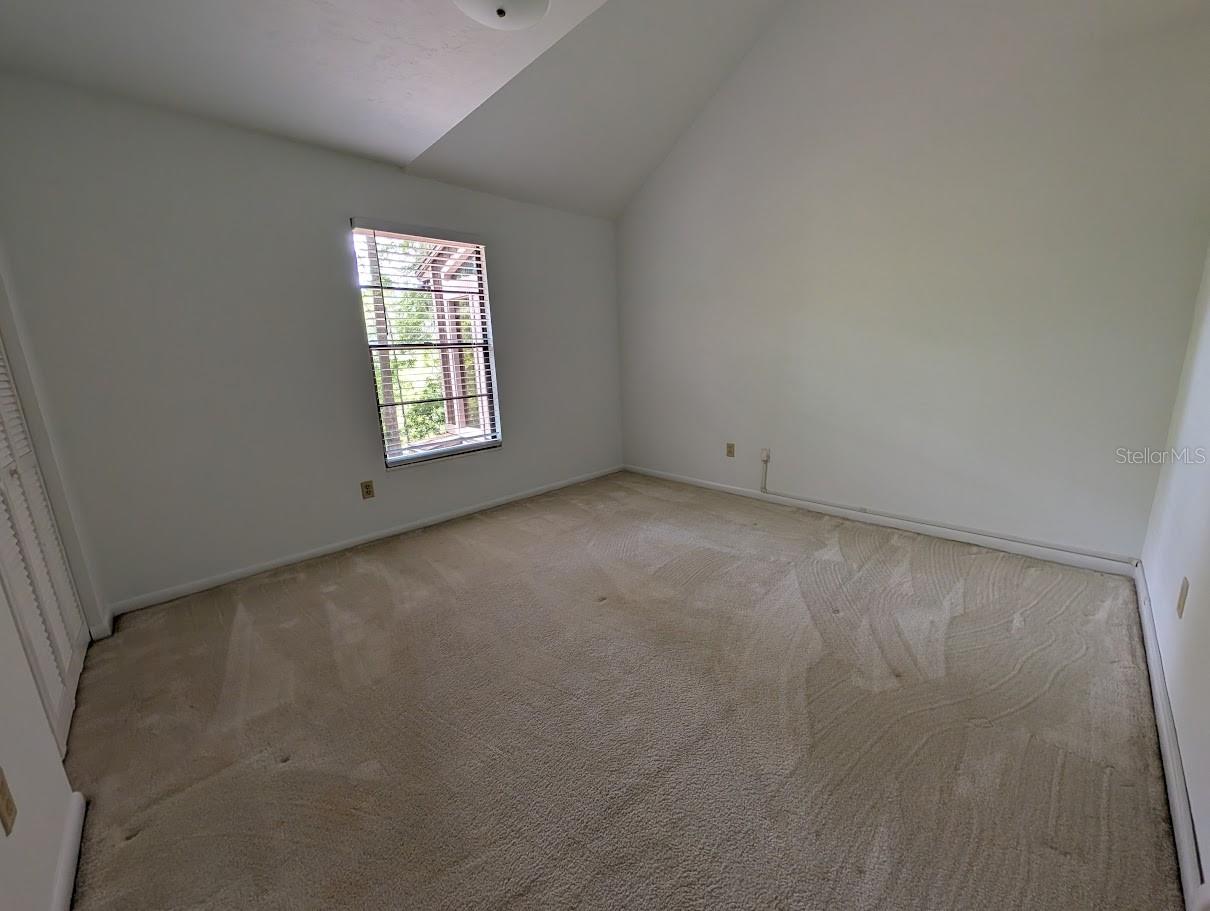 COUNTRY CLUB MANOR UNIT II - Residential