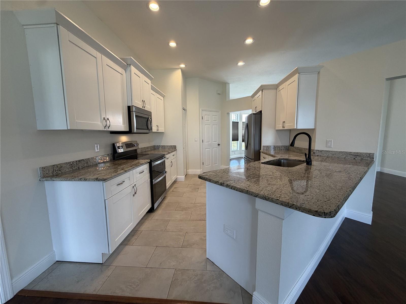 WALDEN LAKE 33 3 CORRECTIVE PLACE - Residential