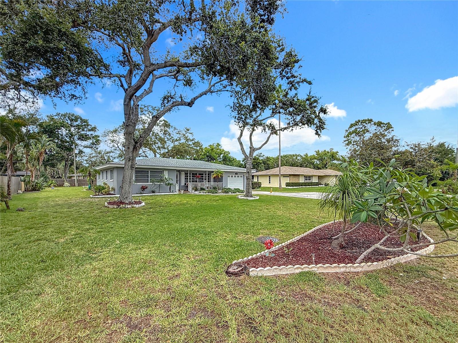 HARBOR BLUFFS SEC 1 - Residential