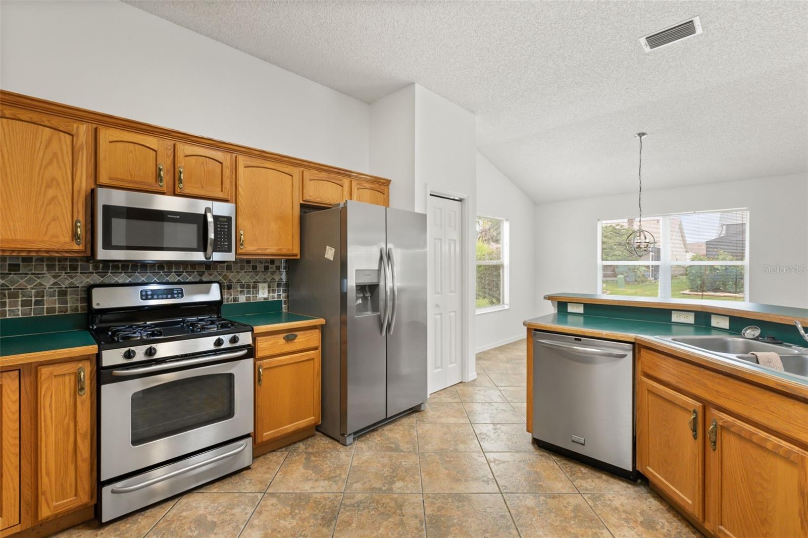 VILLAGES SUMTER - Residential