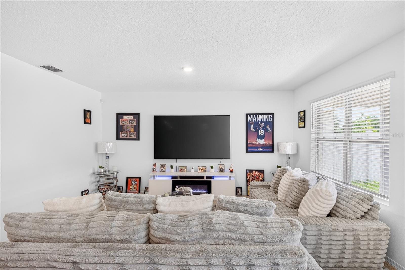 MEADOW WALK PH 1 - Residential