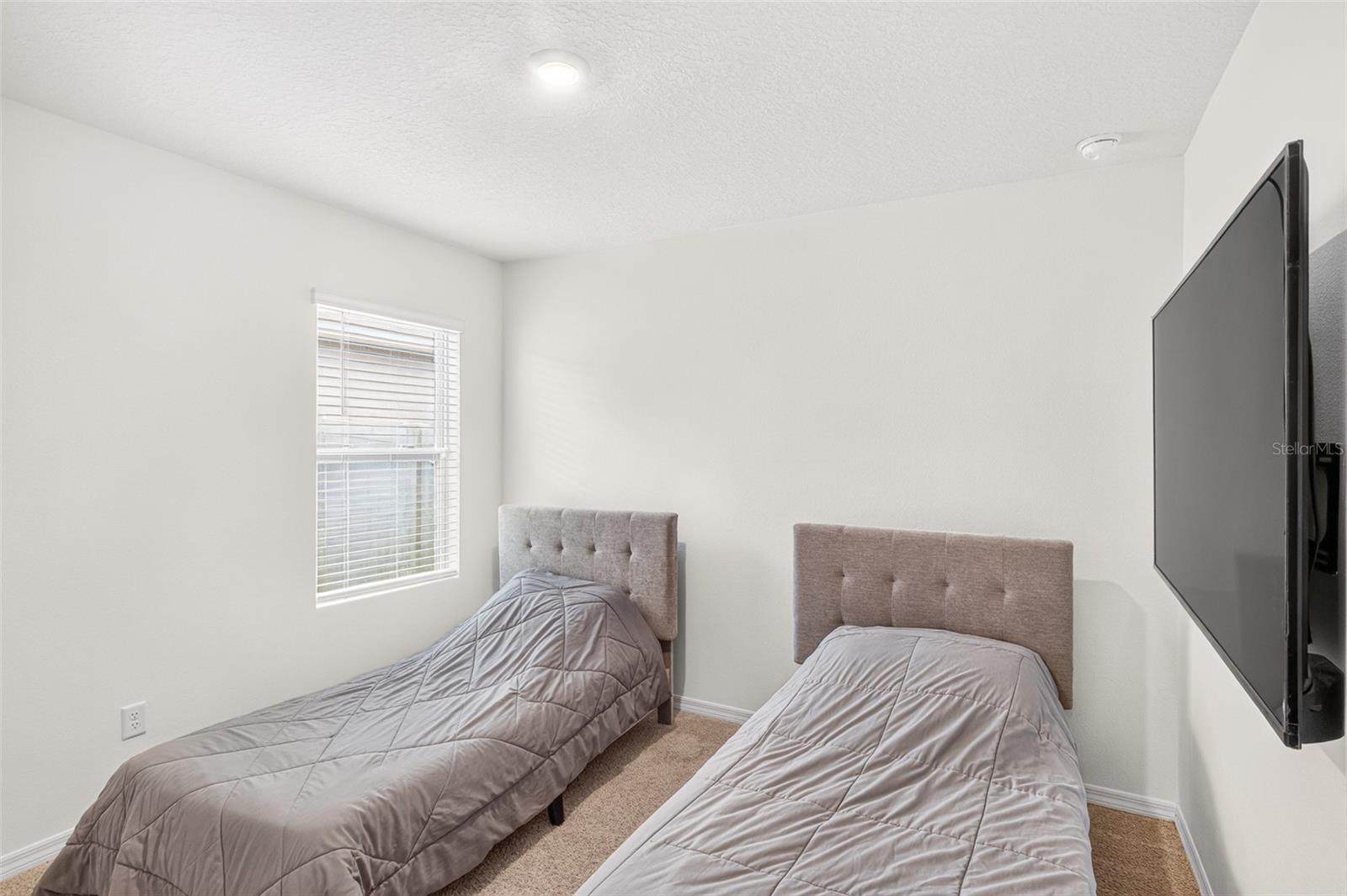 MEADOW WALK PH 1 - Residential