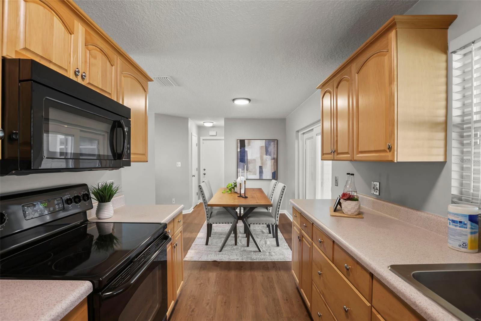 ARBOR RIDGE WEST - Residential