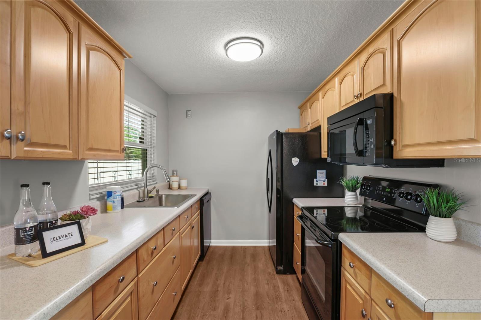 ARBOR RIDGE WEST - Residential