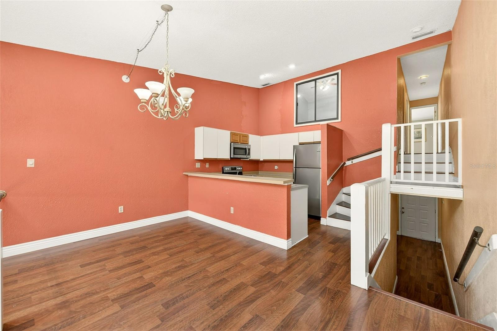 LAKE FOREST CONDO - Residential