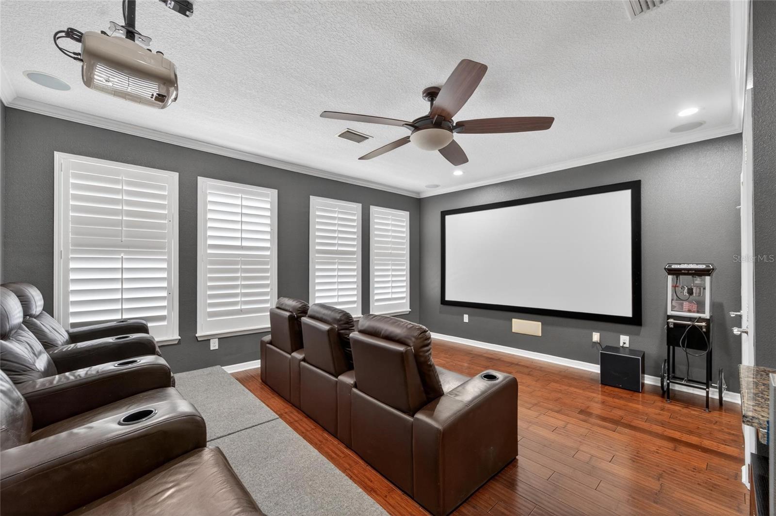 MIRABAY PH 3B-2 - Residential