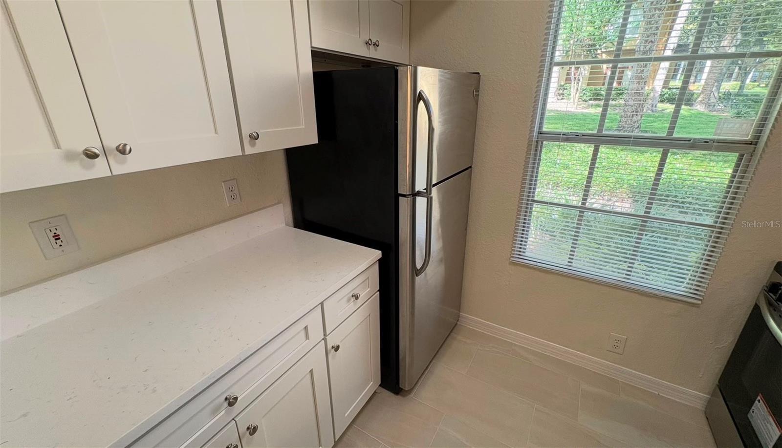 AZUR/METROWEST - Residential Lease