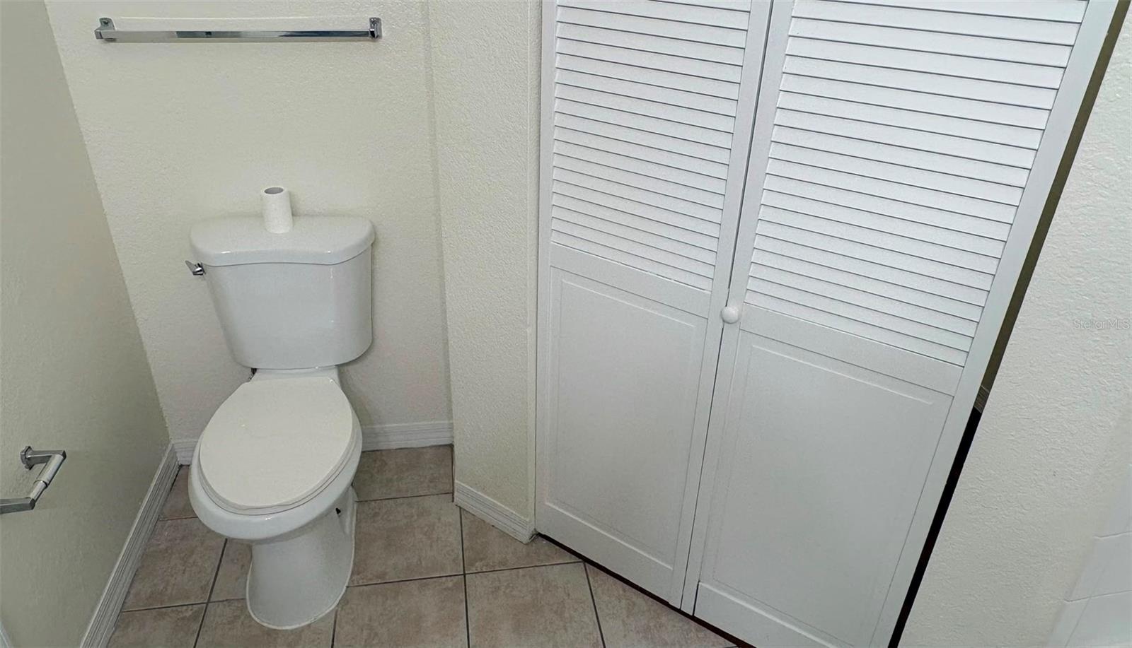 AZUR/METROWEST - Residential Lease