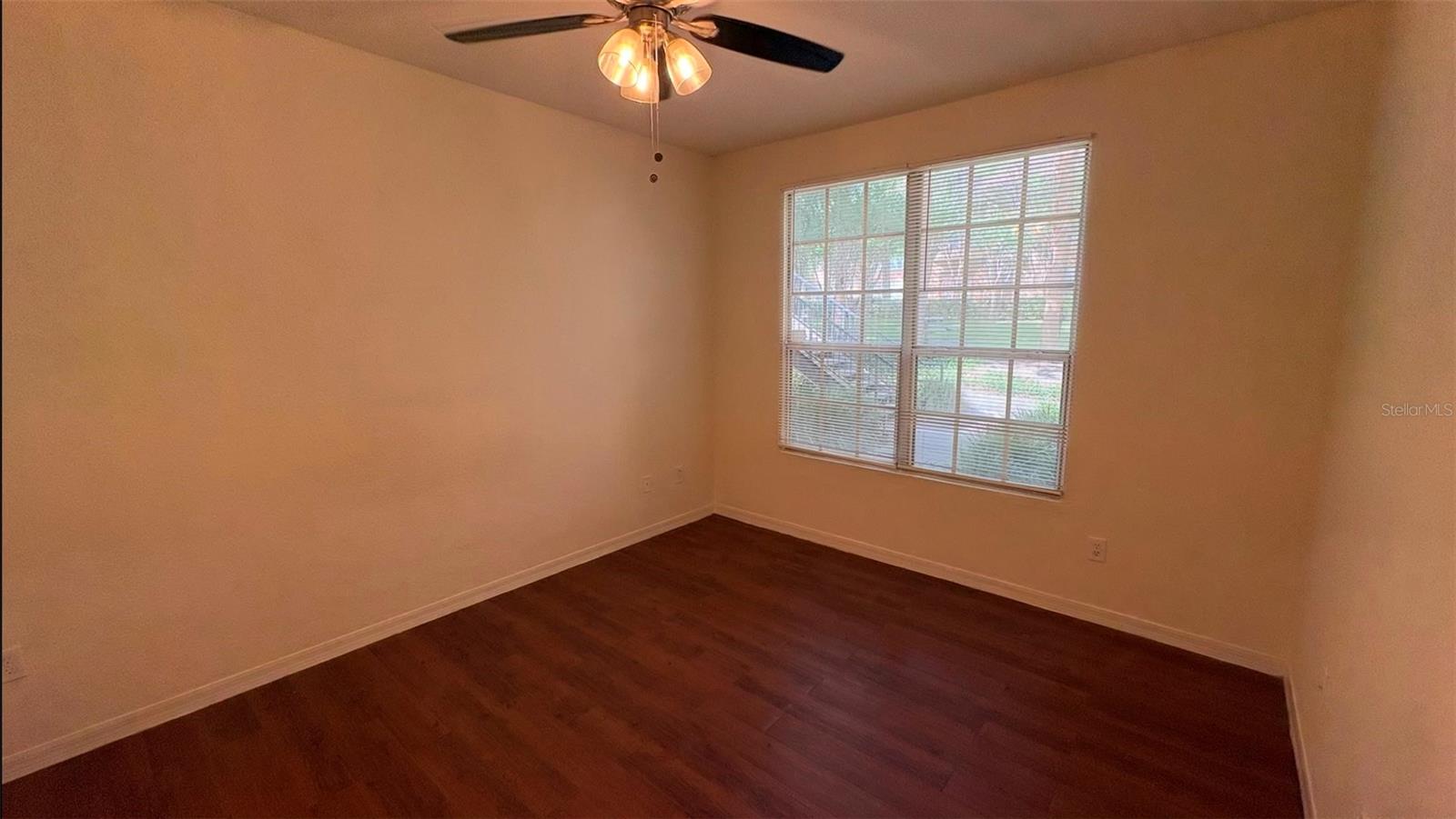 AZUR/METROWEST - Residential Lease