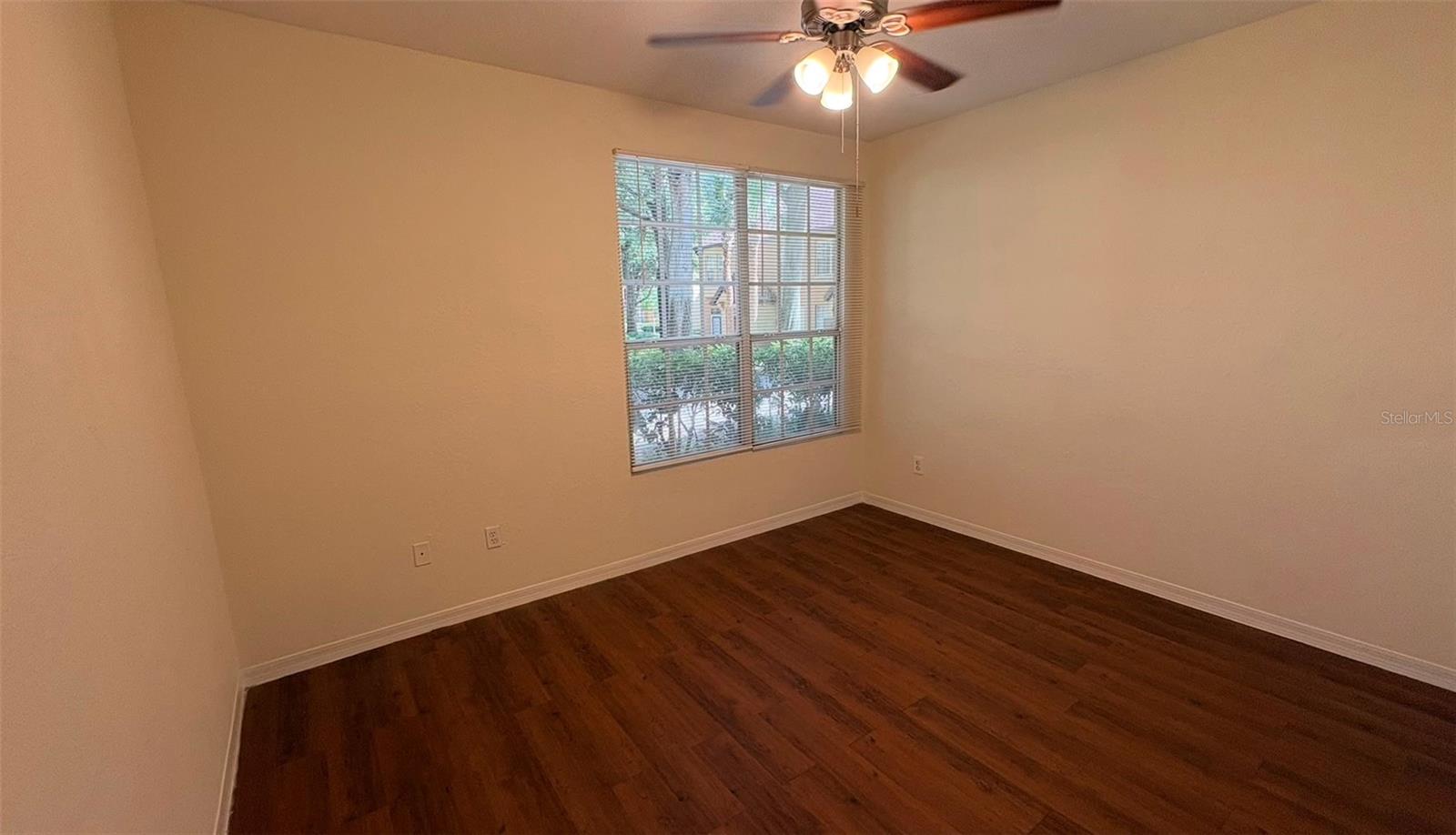 AZUR/METROWEST - Residential Lease