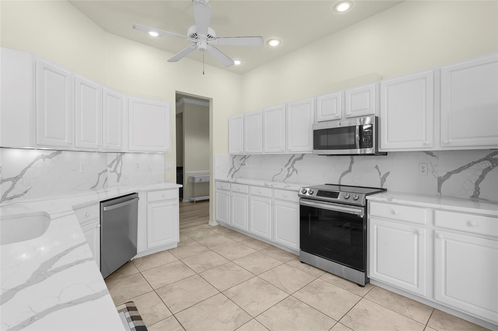GLENN LAKES PH 1B - Residential