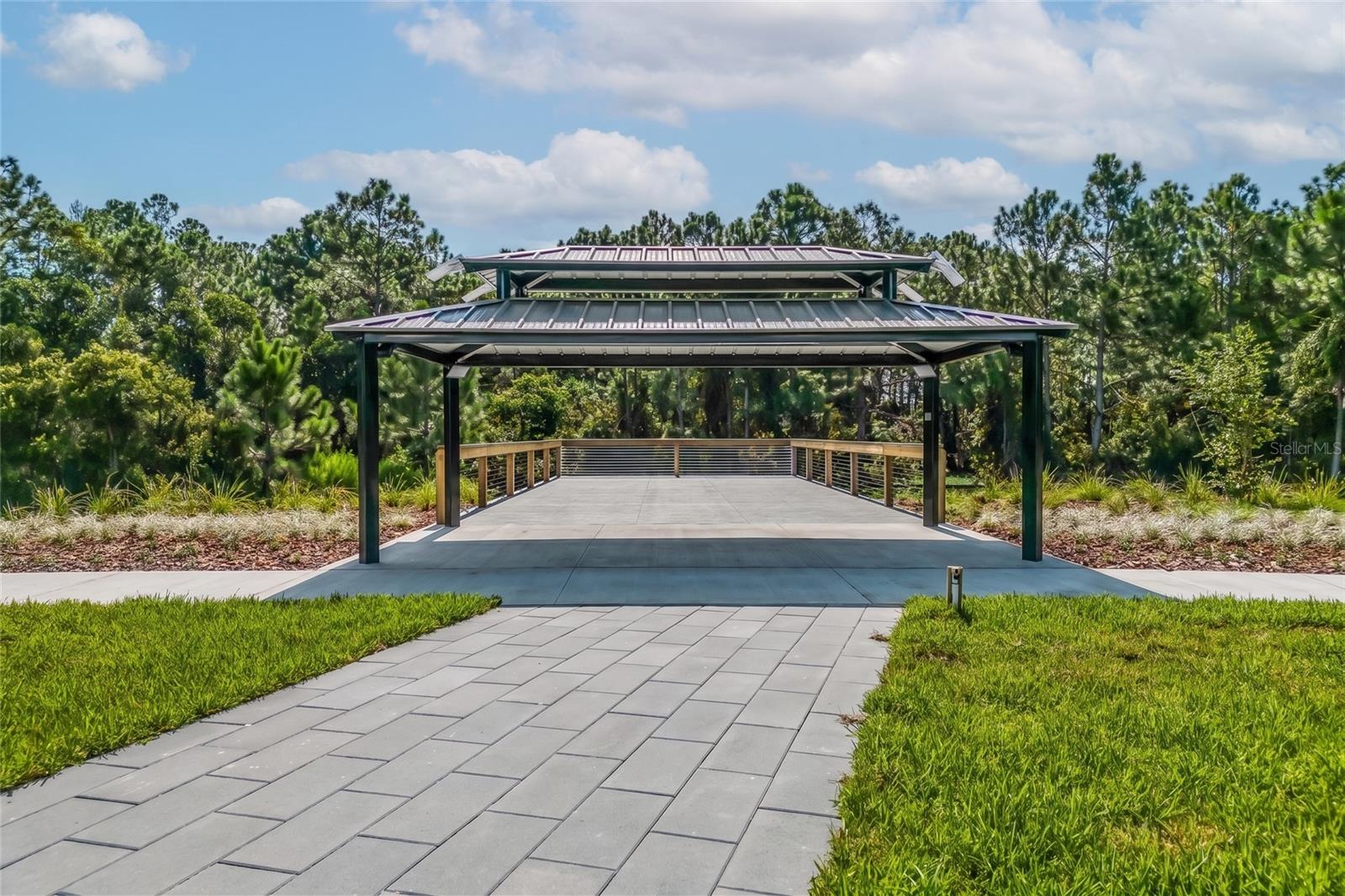HARMONY WEST - Residential