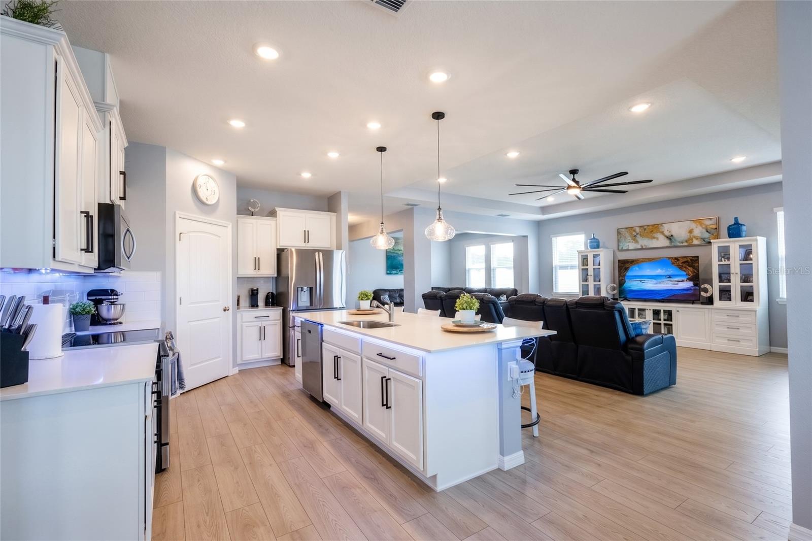 HARMONY WEST - Residential