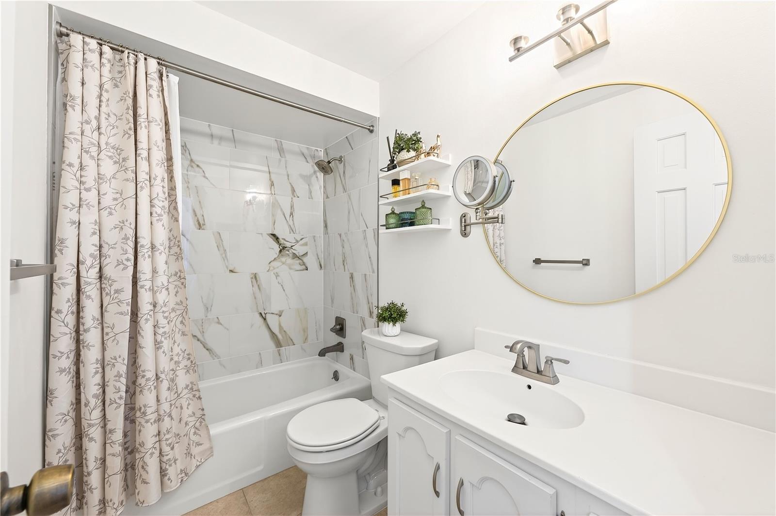 DOVER GREEN CONDO - Residential