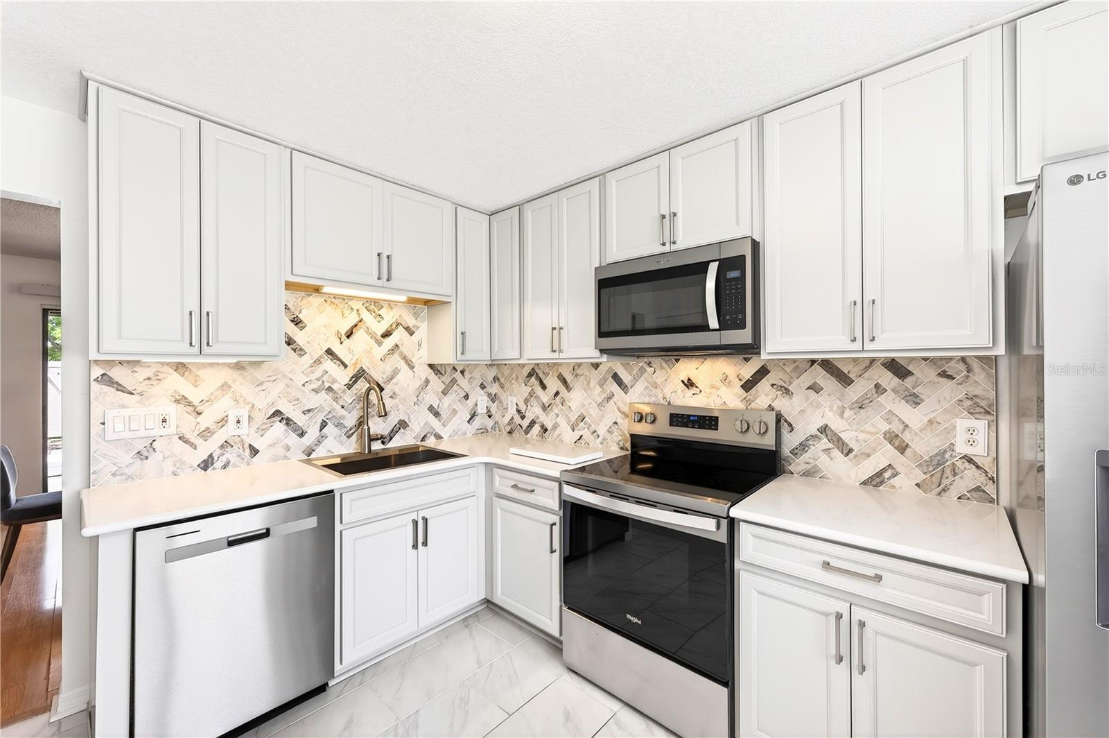 DOVER GREEN CONDO - Residential