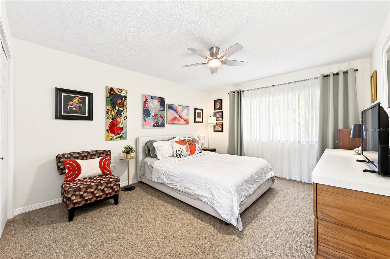 DOVER GREEN CONDO - Residential