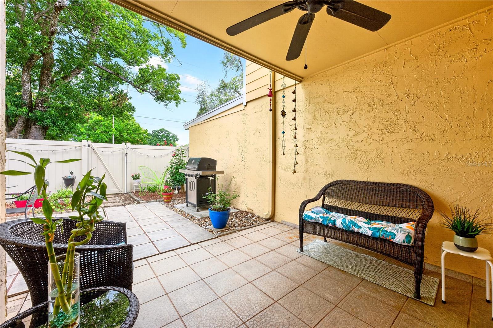 DOVER GREEN CONDO - Residential