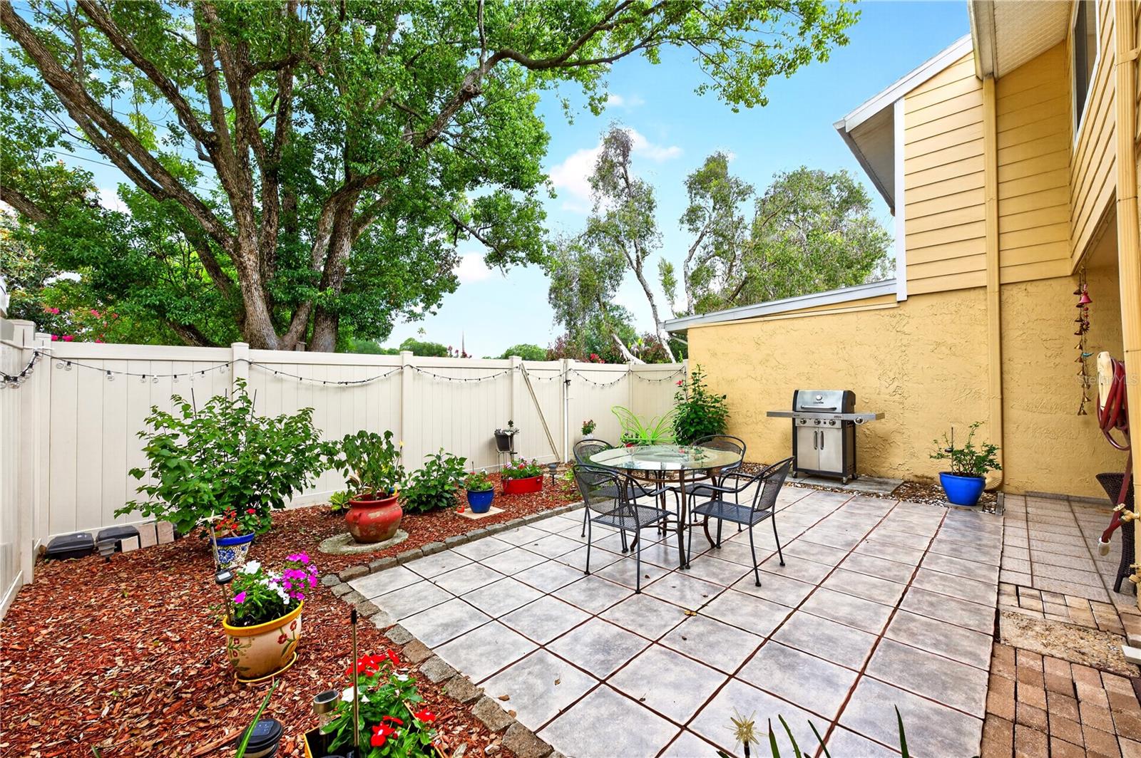 DOVER GREEN CONDO - Residential