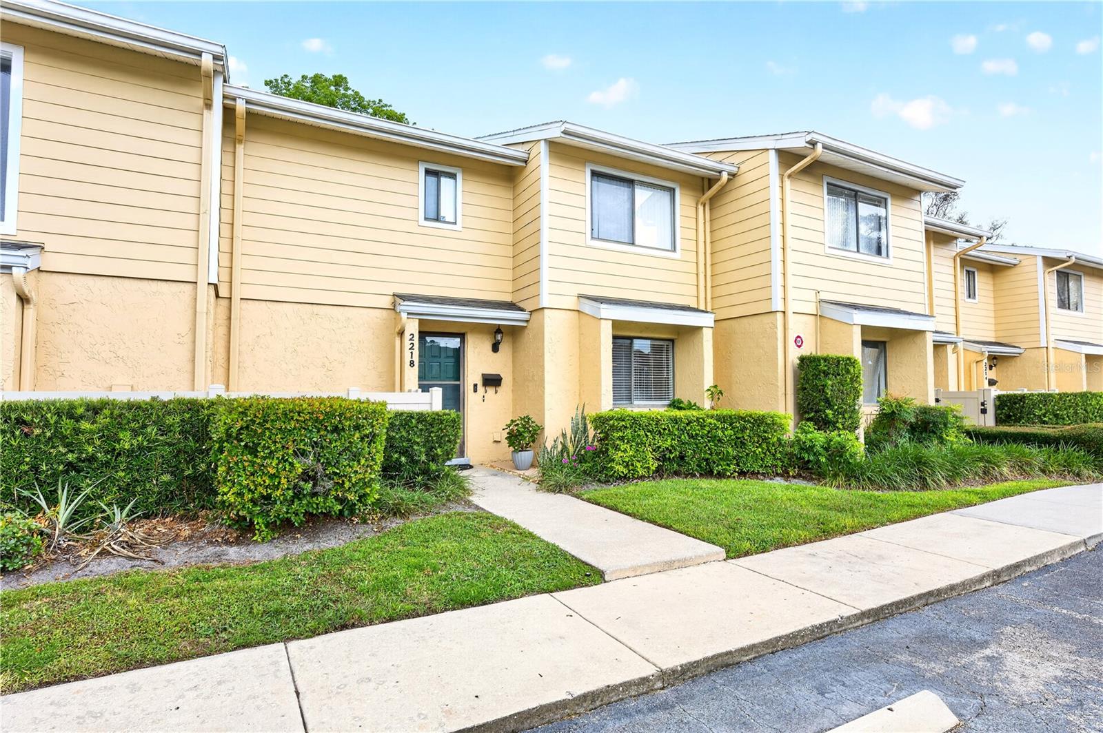 DOVER GREEN CONDO - Residential