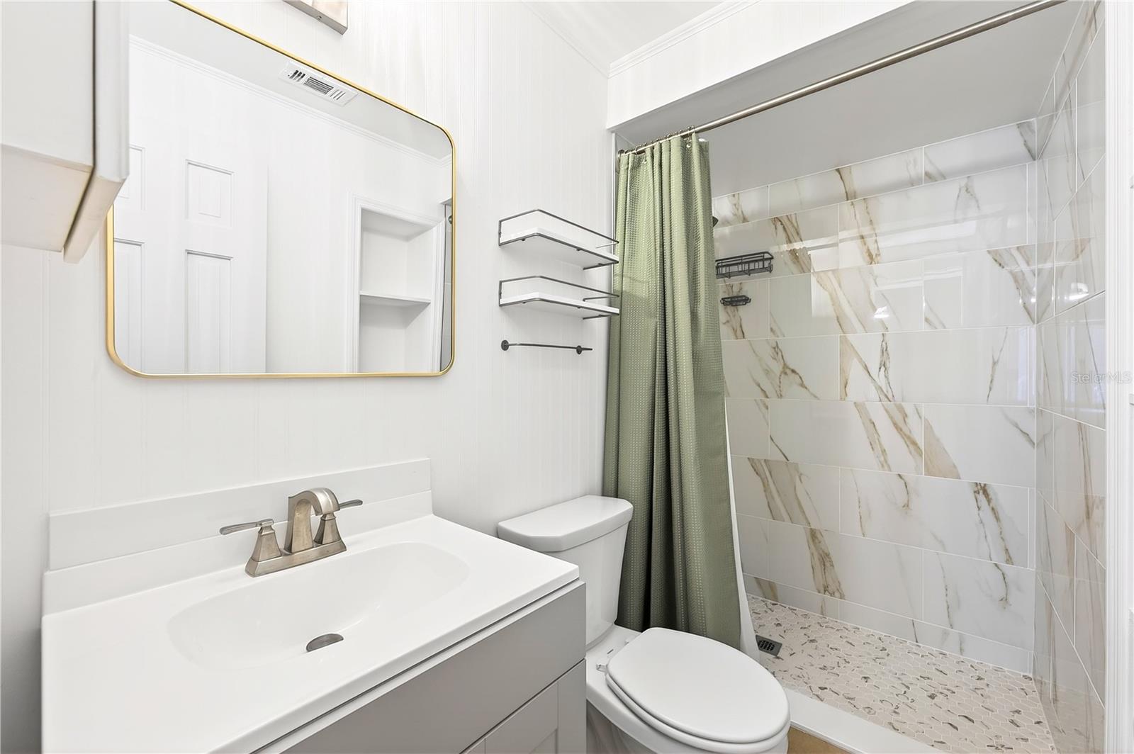 DOVER GREEN CONDO - Residential
