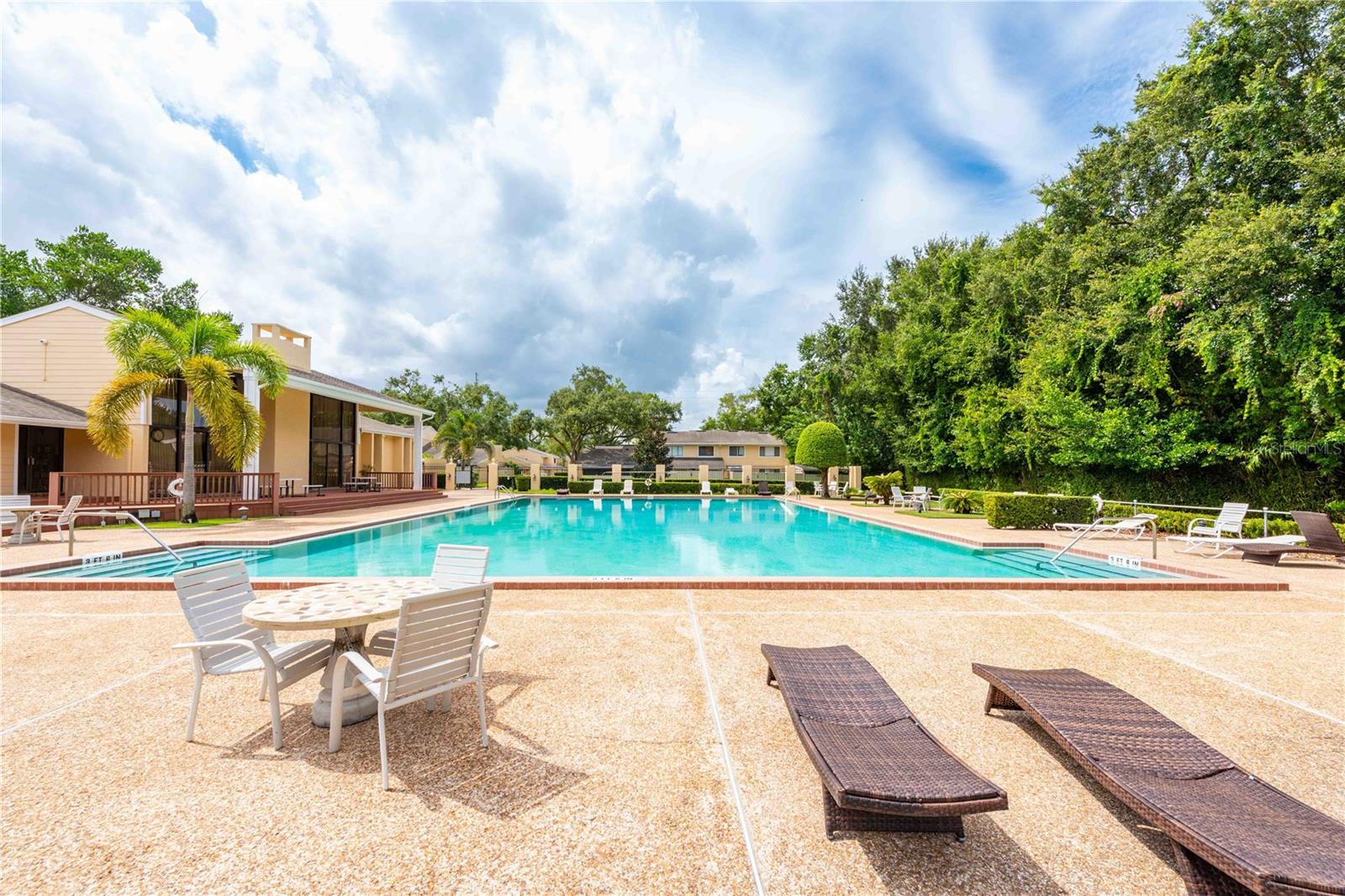 DOVER GREEN CONDO - Residential