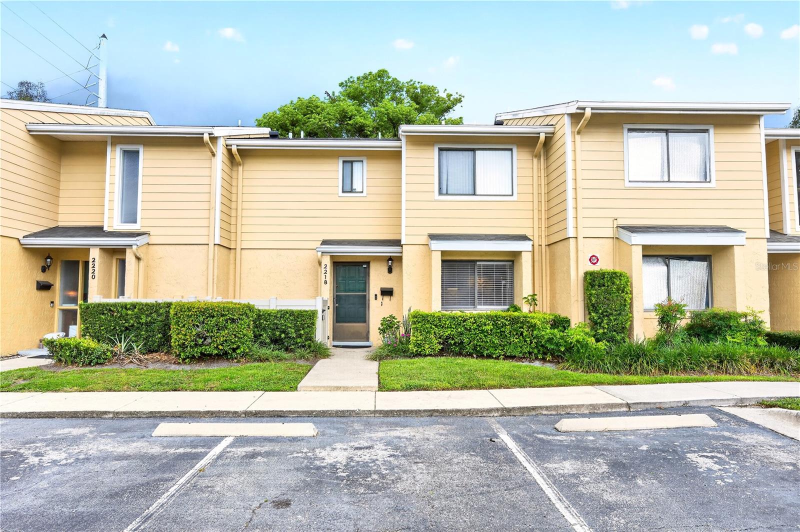 DOVER GREEN CONDO - Residential