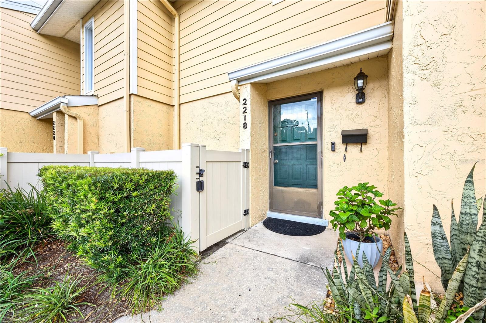 DOVER GREEN CONDO - Residential