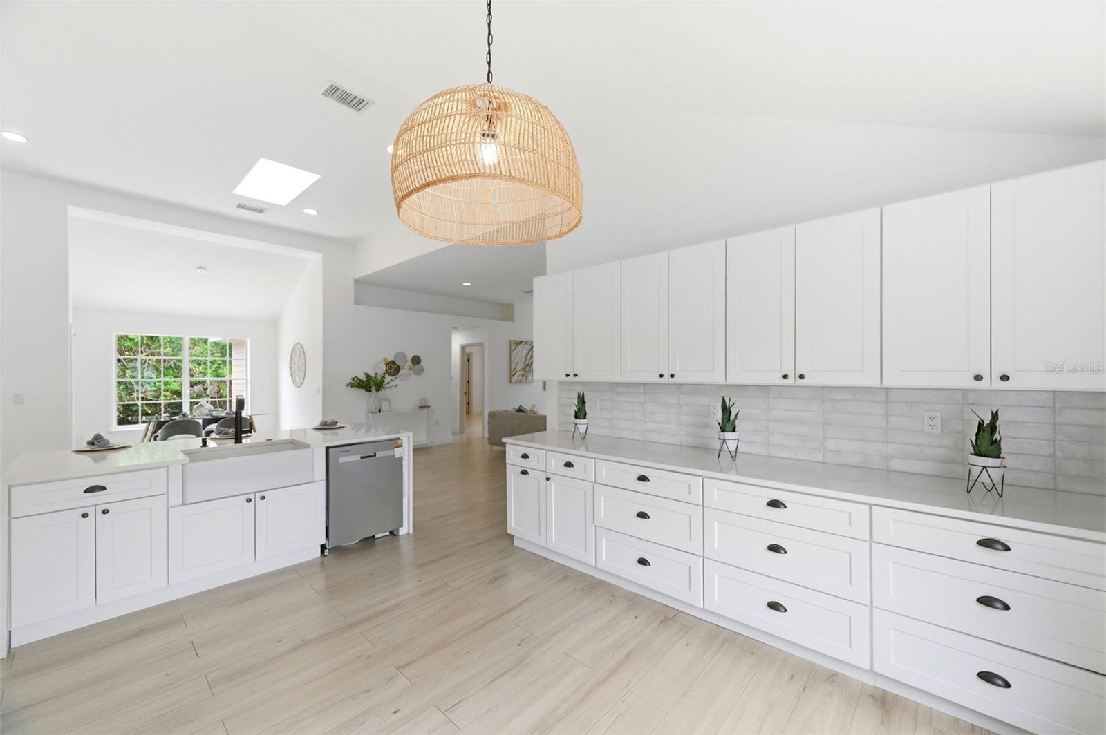 SHERWOOD FOREST - Residential