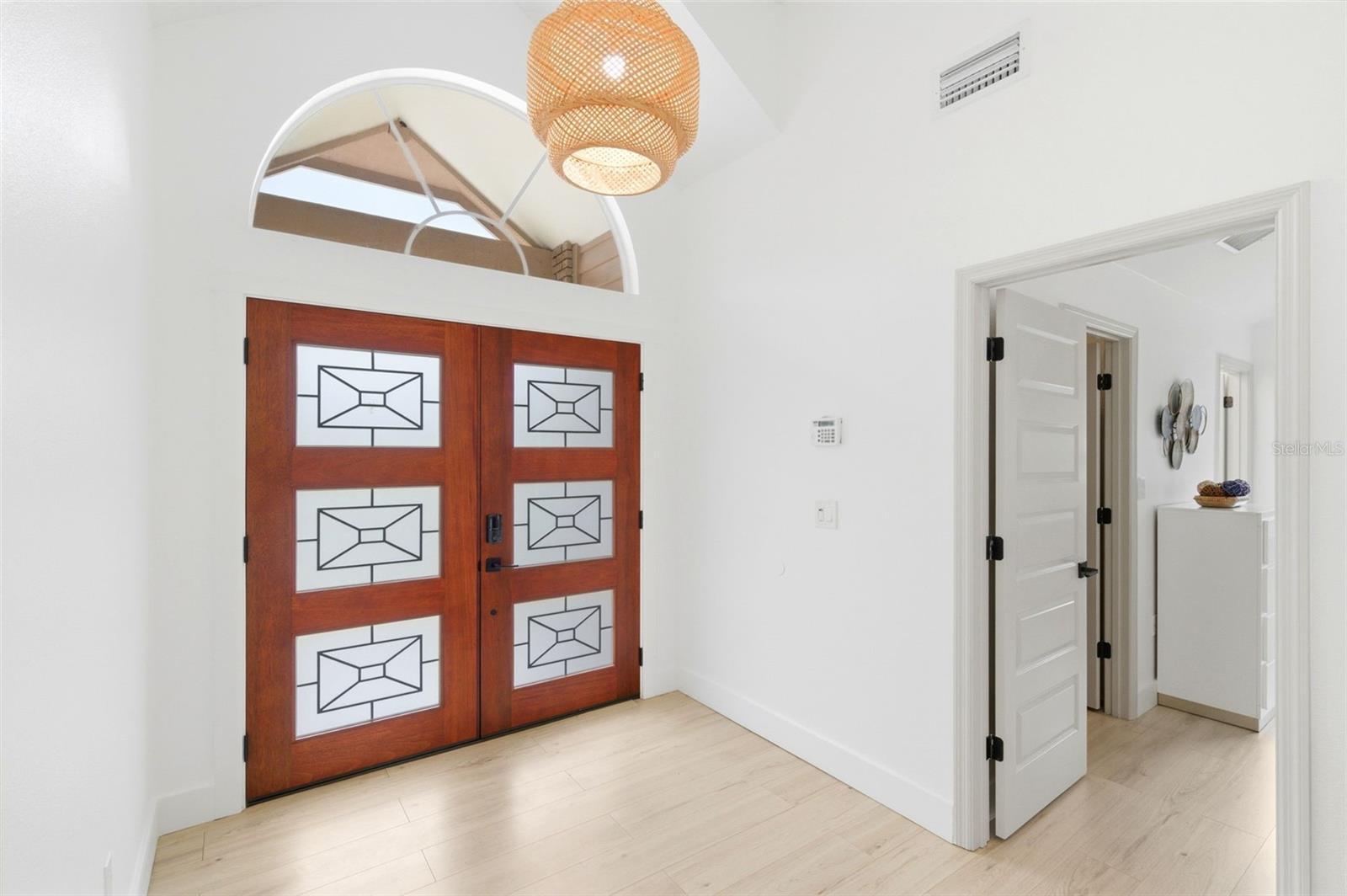 SHERWOOD FOREST - Residential