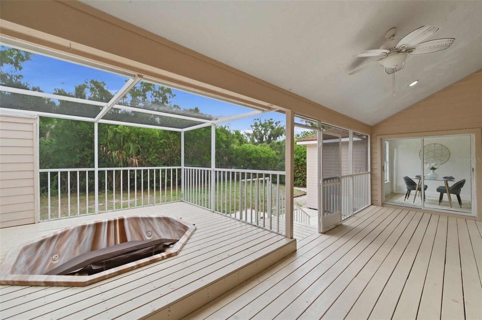 SHERWOOD FOREST - Residential