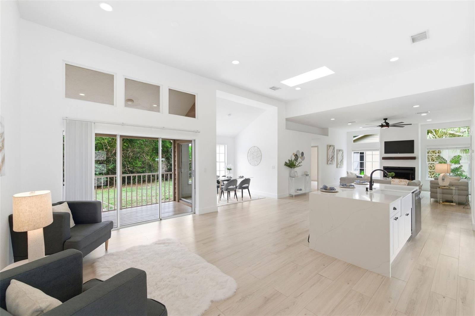 SHERWOOD FOREST - Residential