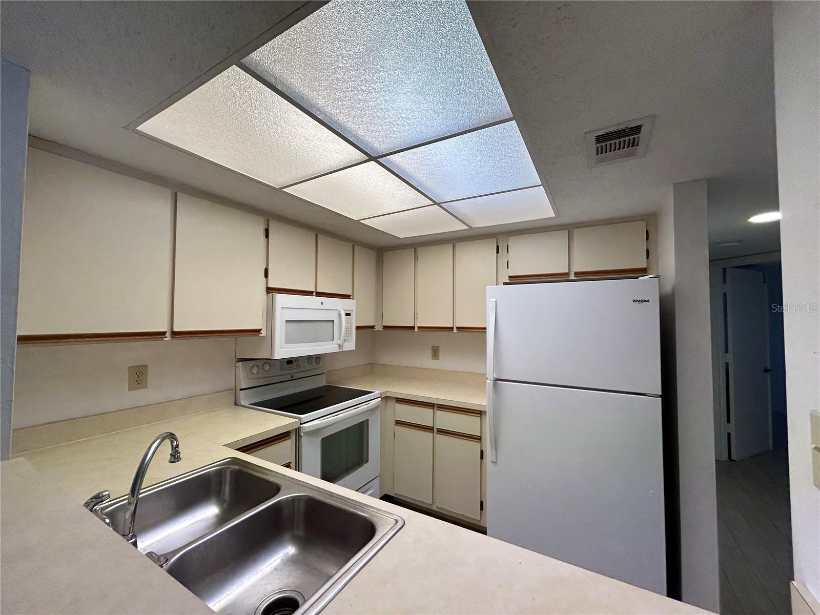 OAKS IV - Residential