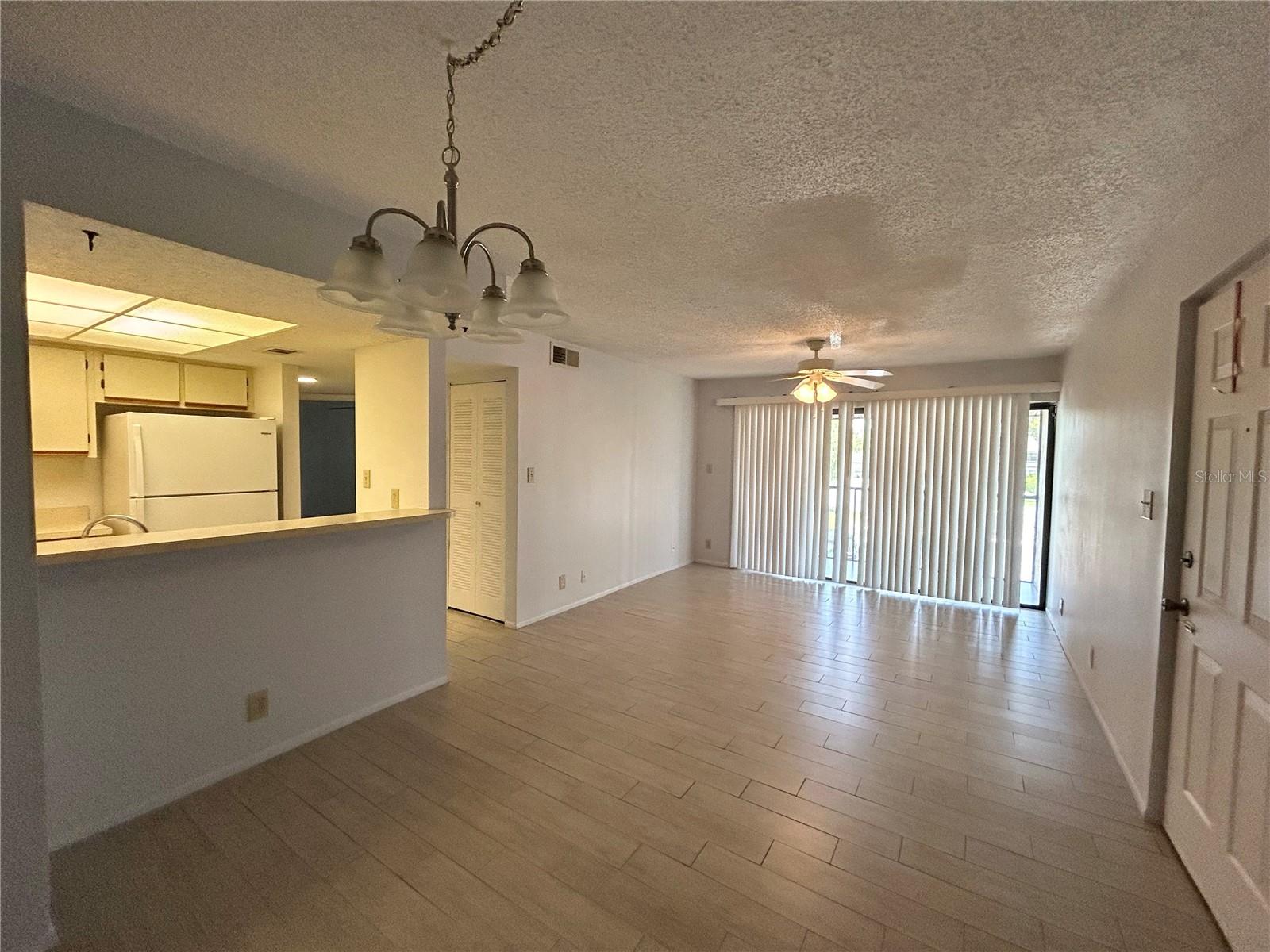OAKS IV - Residential