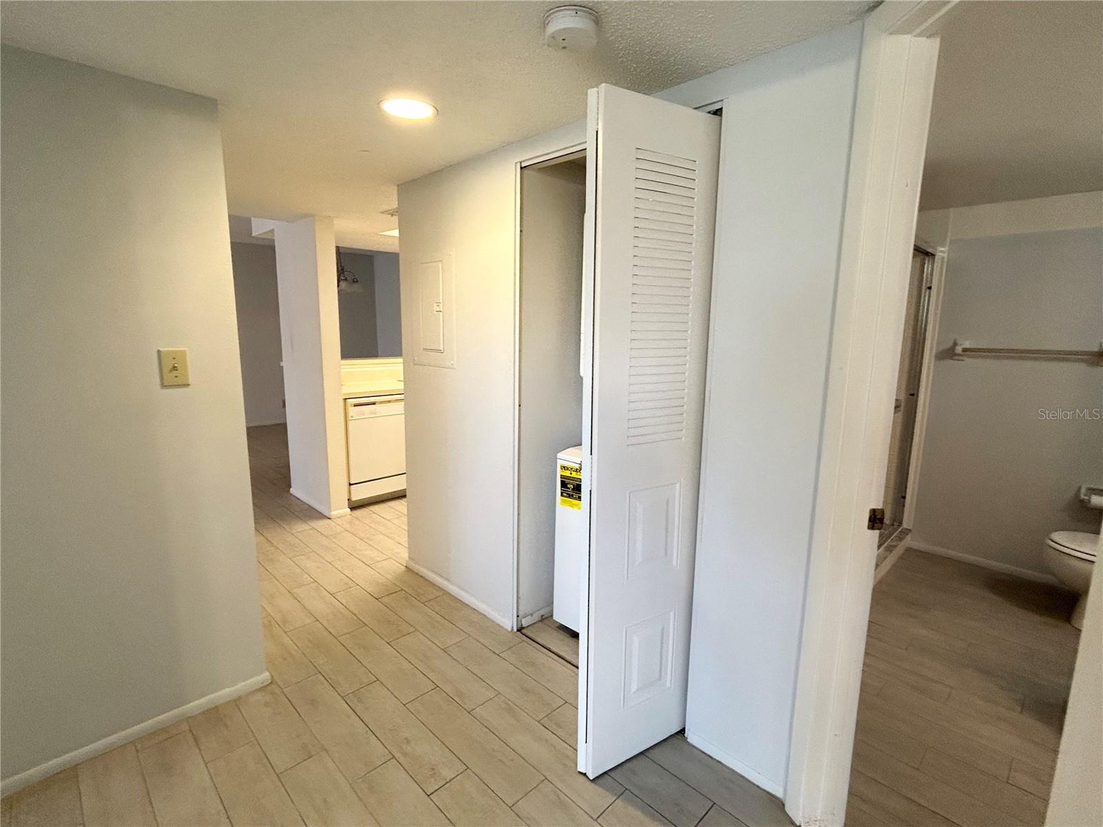 OAKS IV - Residential