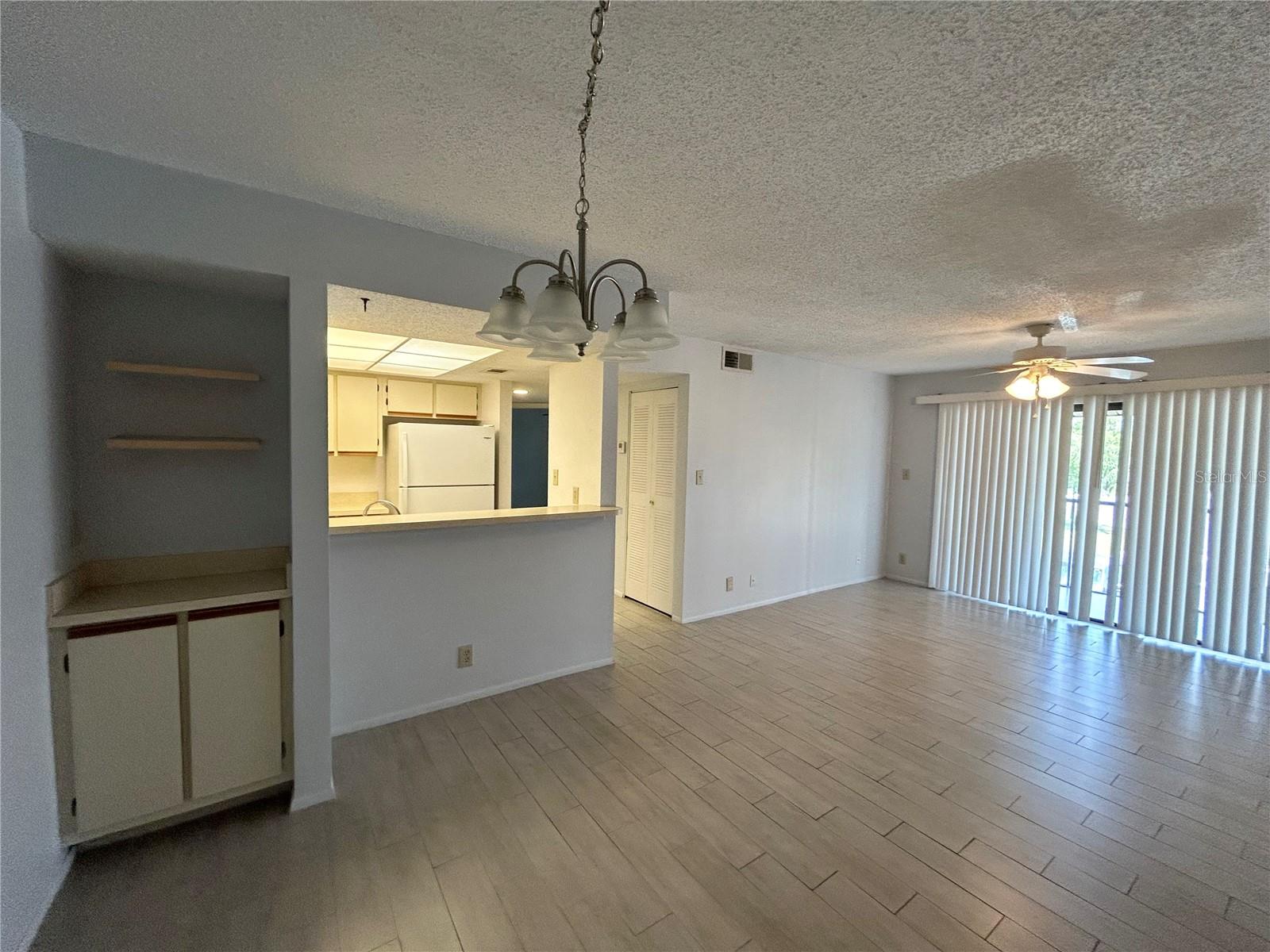 OAKS IV - Residential