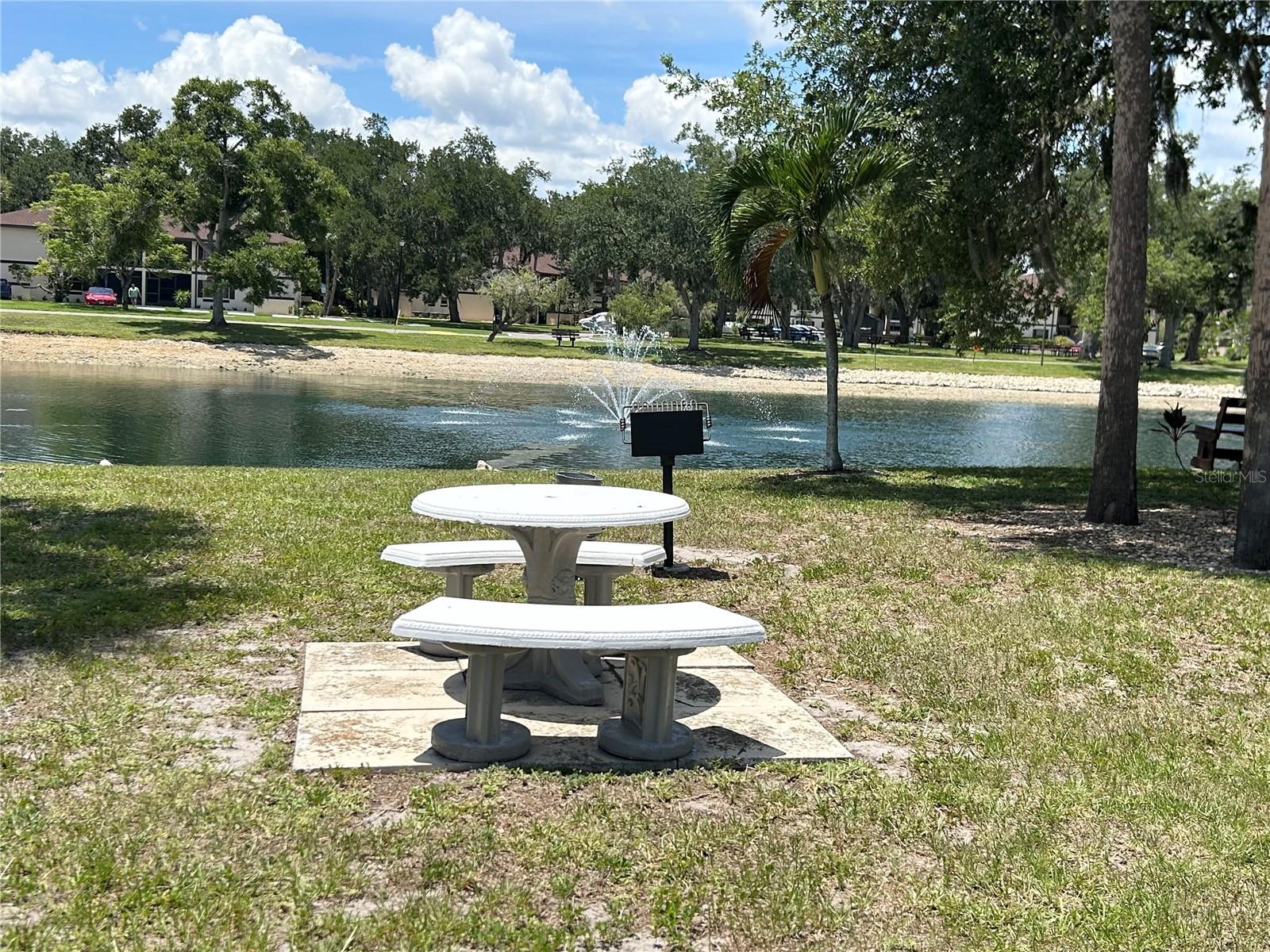 OAKS IV - Residential