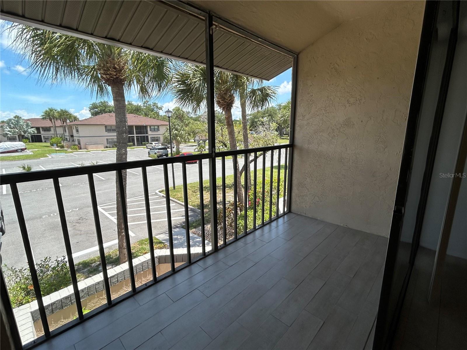 OAKS IV - Residential