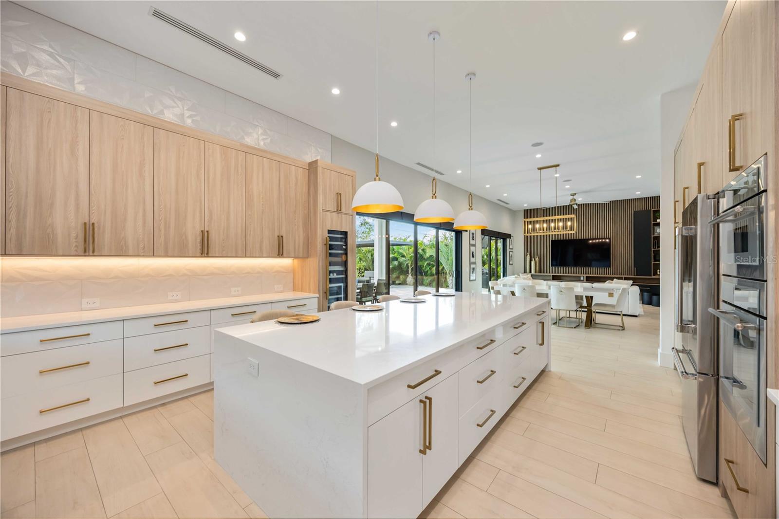 LOMA LINDA PARK - Residential