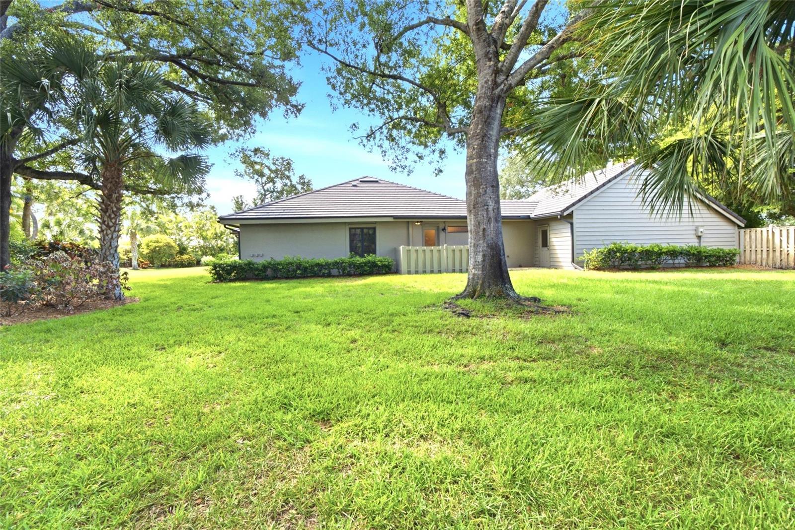 THE LANDINGS - Residential
