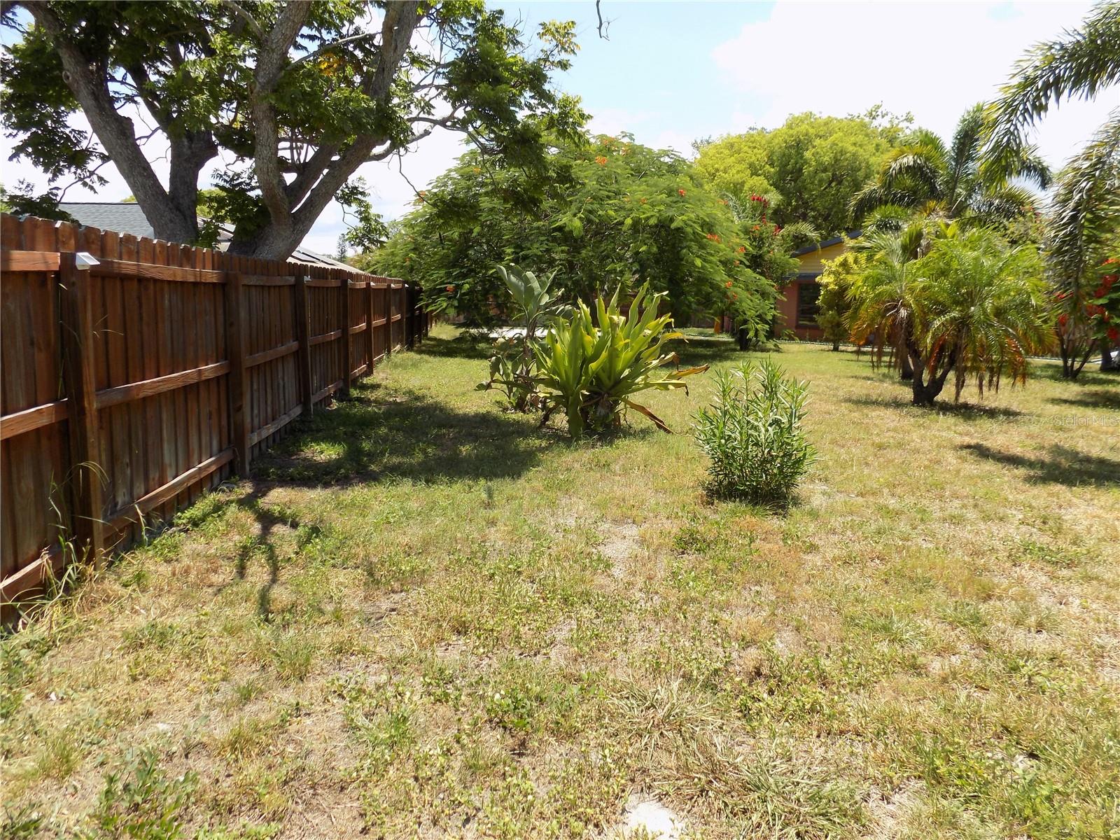 BEACON SQUARE - Residential