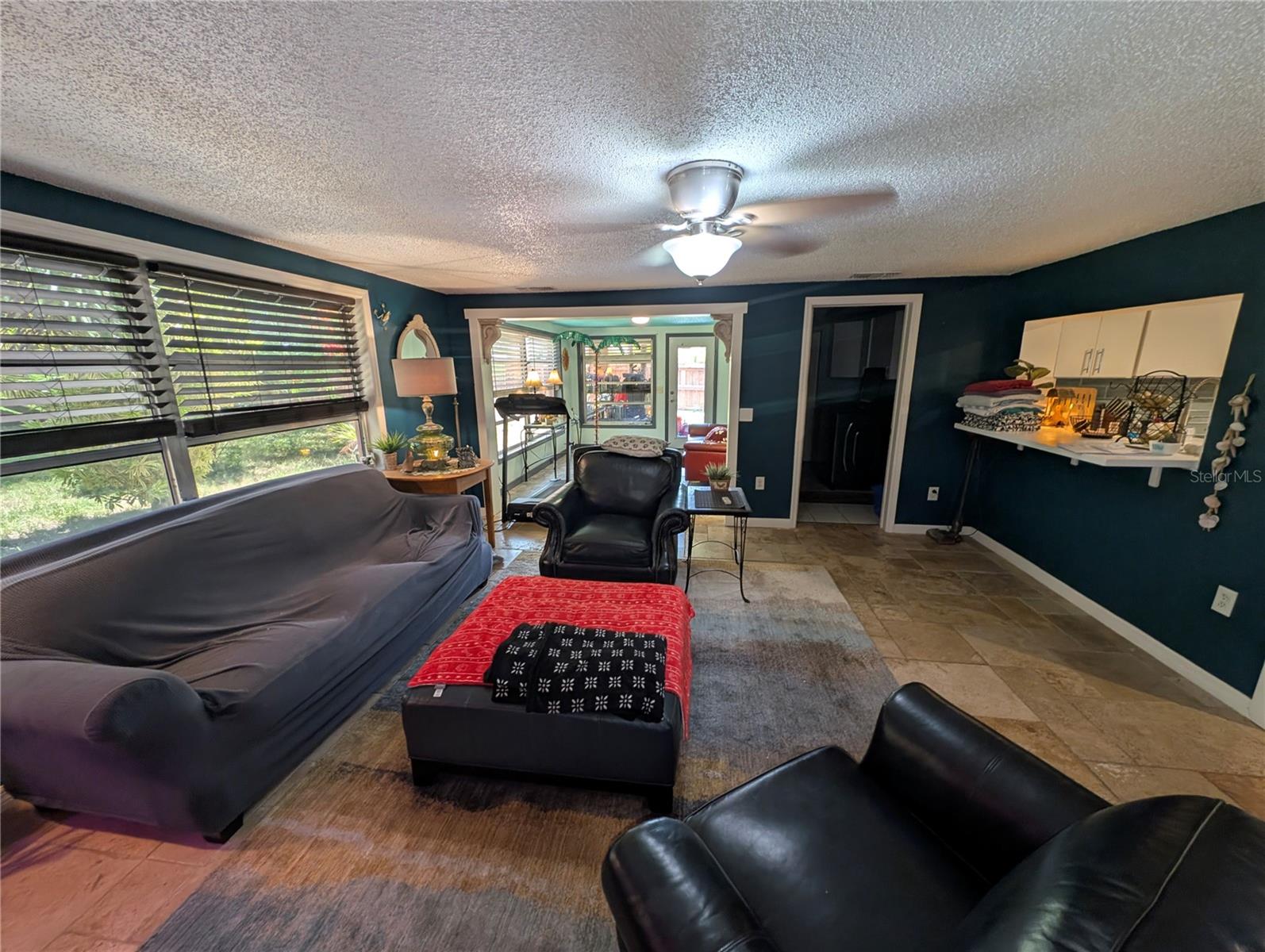 BEACON SQUARE - Residential