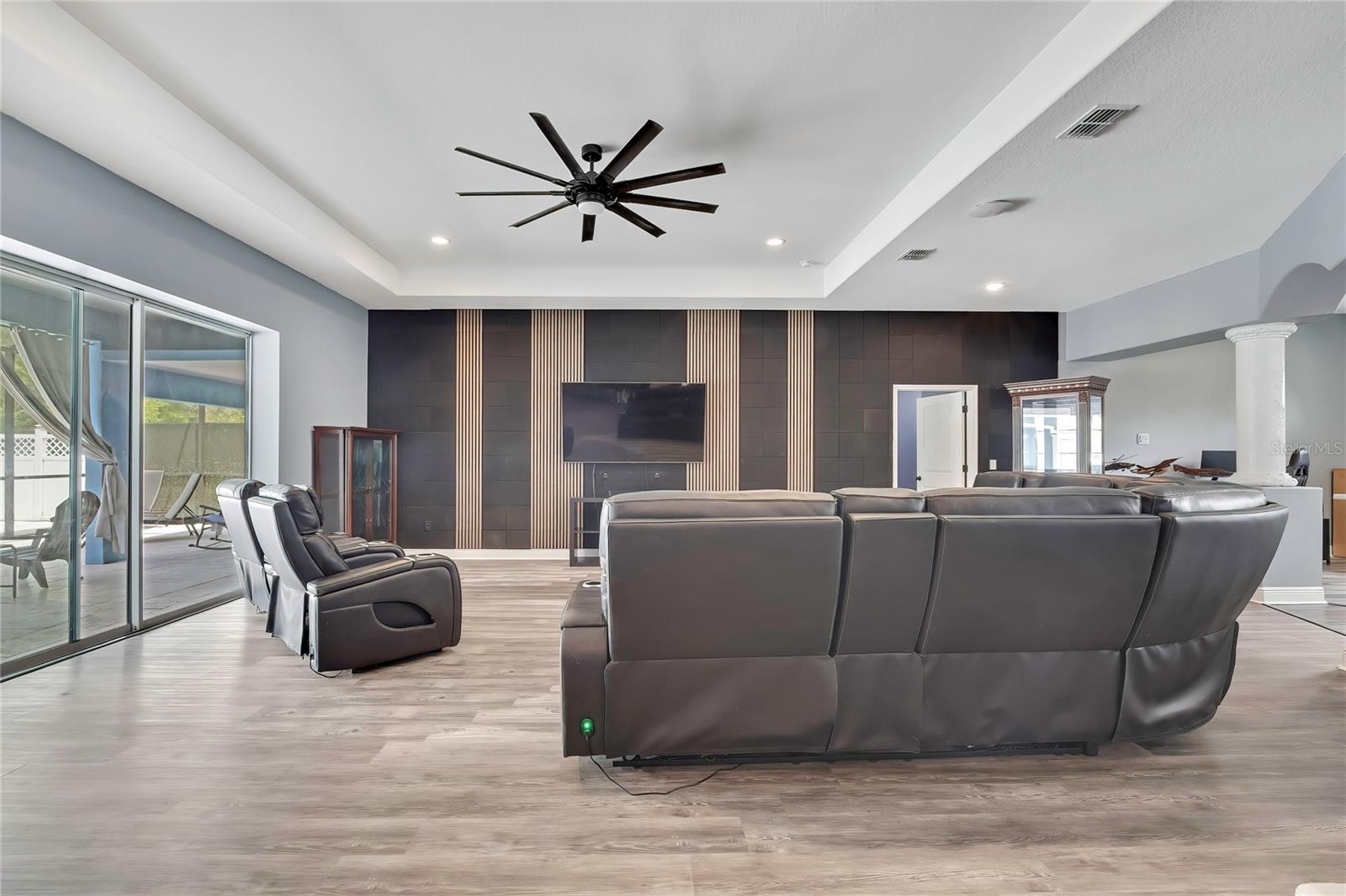 OAKWOOD ACRES - Residential