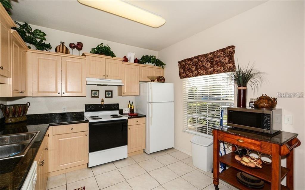 CAROLINA LANDINGS AT UNIV PLACE CONDO B - Residential
