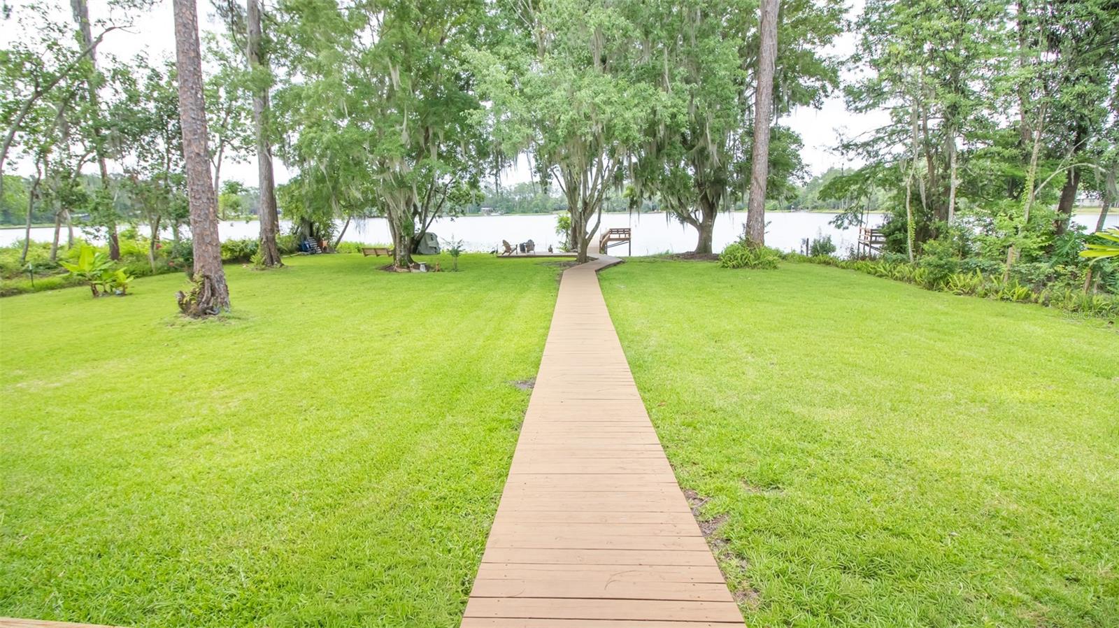 STAR LAKE FOREST - Residential