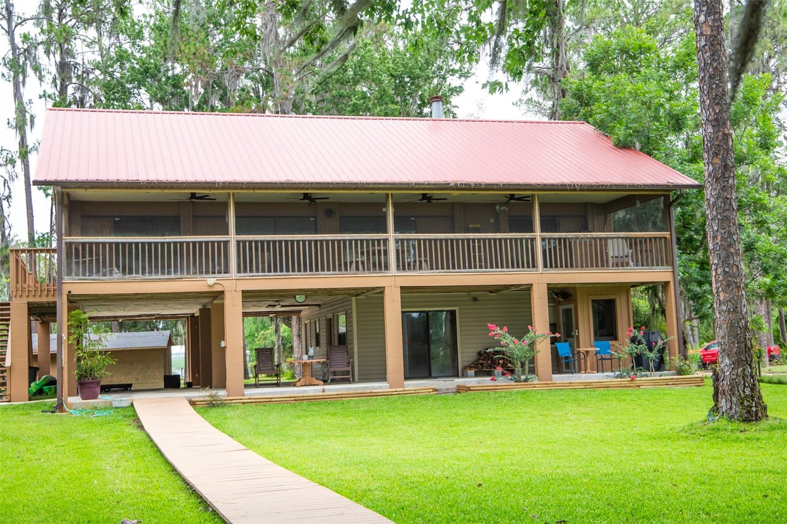 STAR LAKE FOREST - Residential