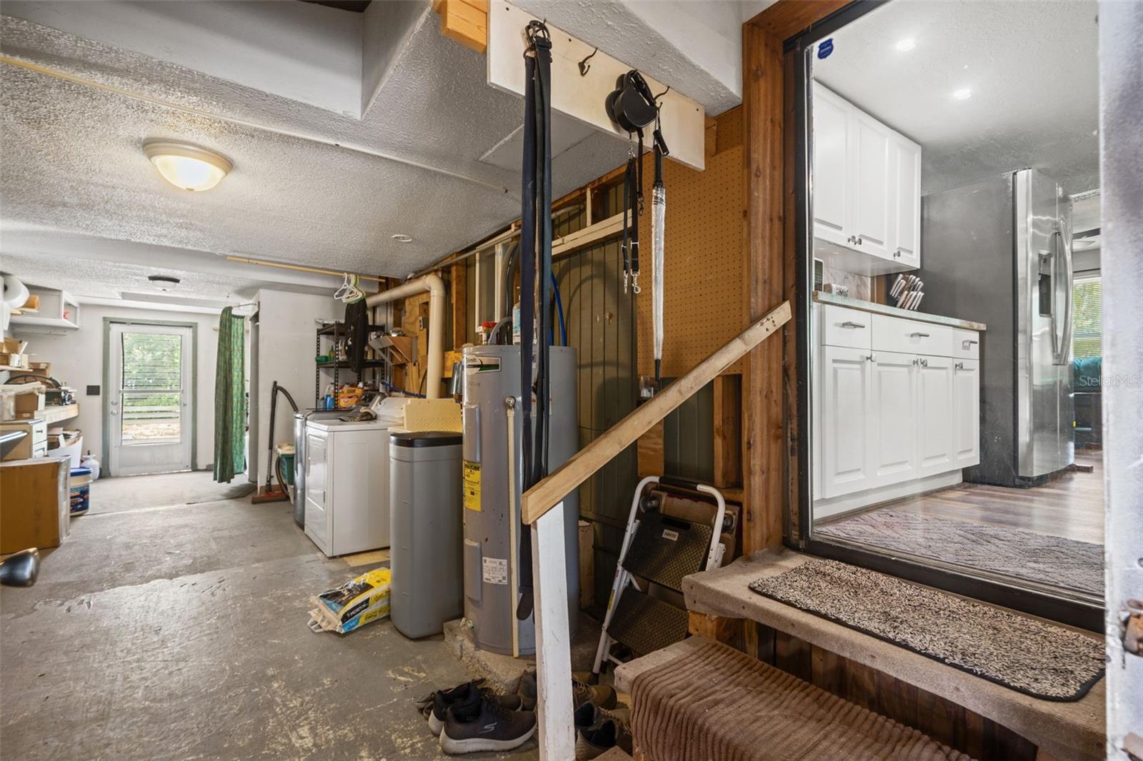 PINE GROVE SUB - Residential